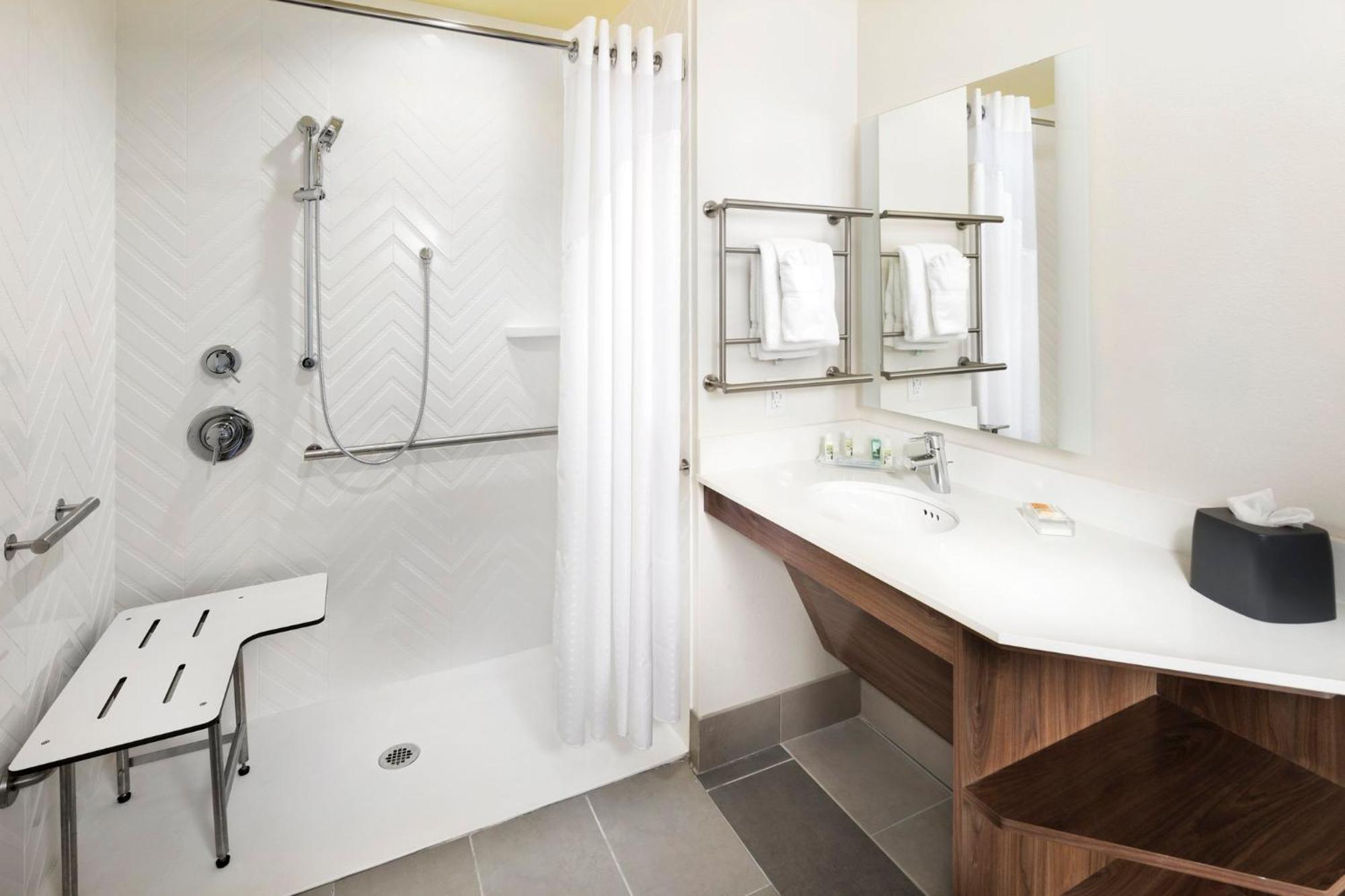 Holiday Inn & Suites Arden - Asheville Airport By Ihg Kültér fotó