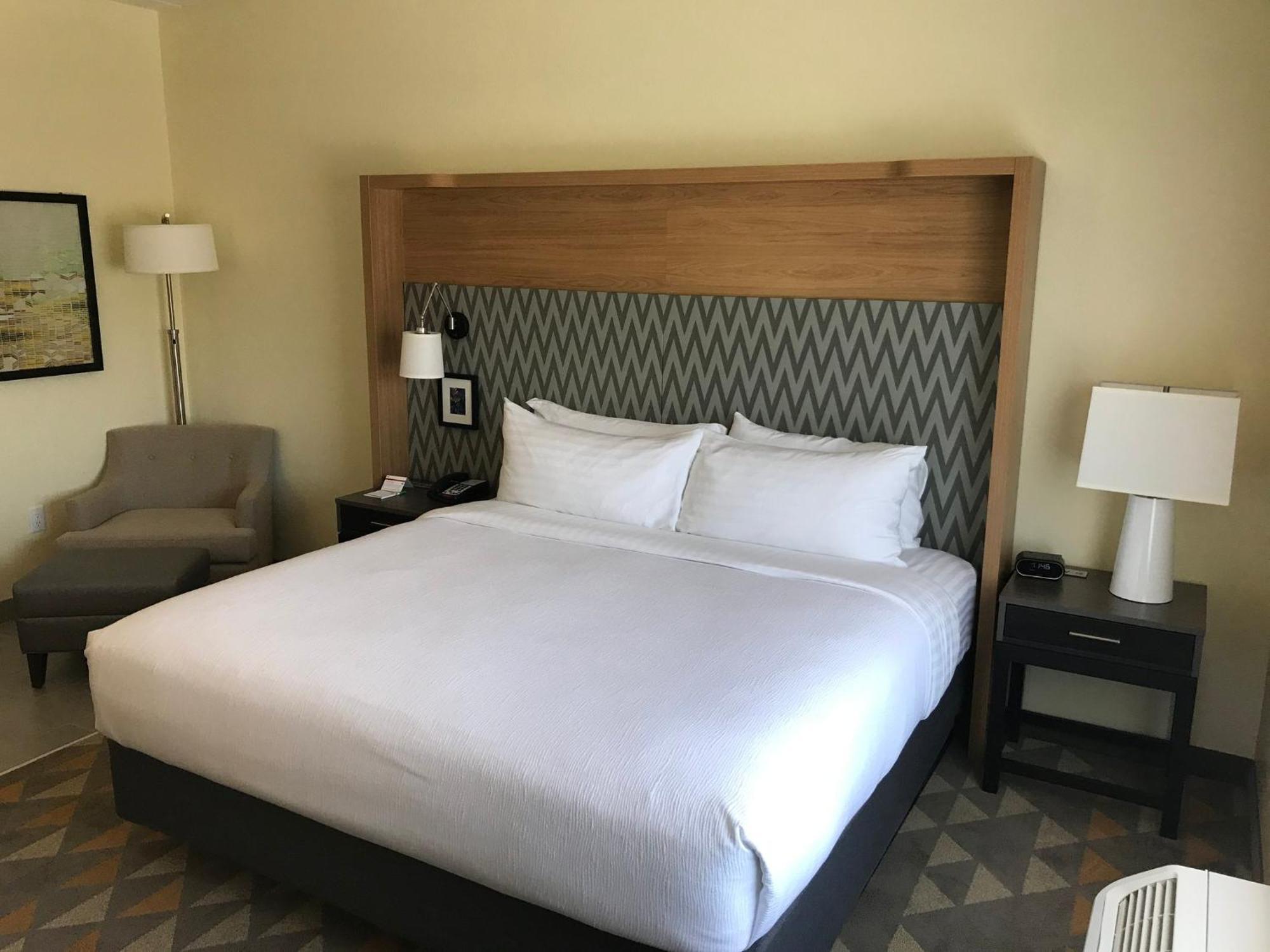 Holiday Inn & Suites Arden - Asheville Airport By Ihg Kültér fotó